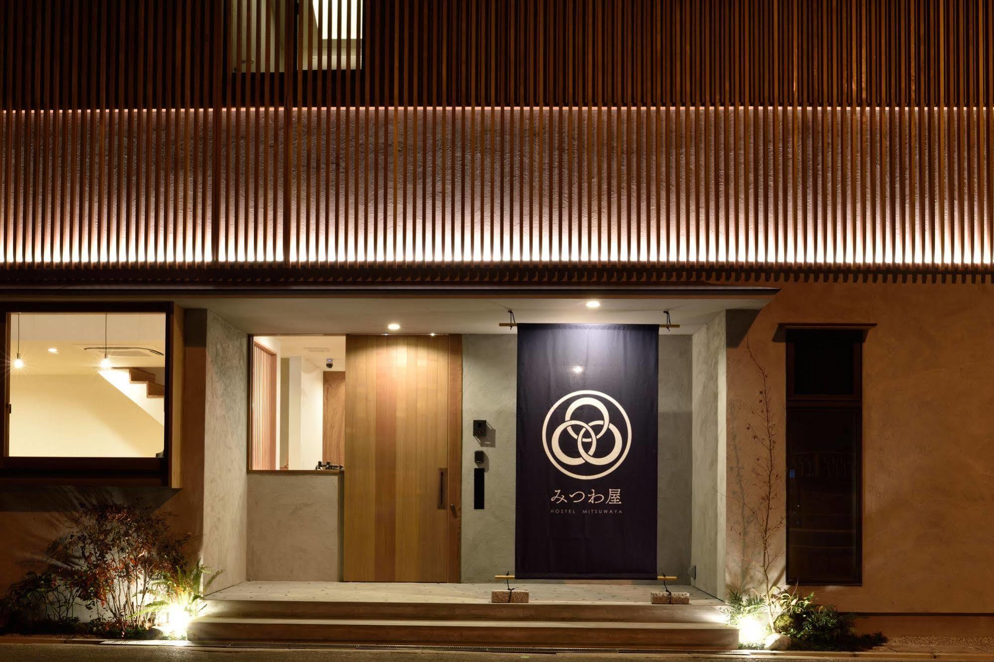 Hostel Mitsuwaya Osaka Ngoại thất bức ảnh
