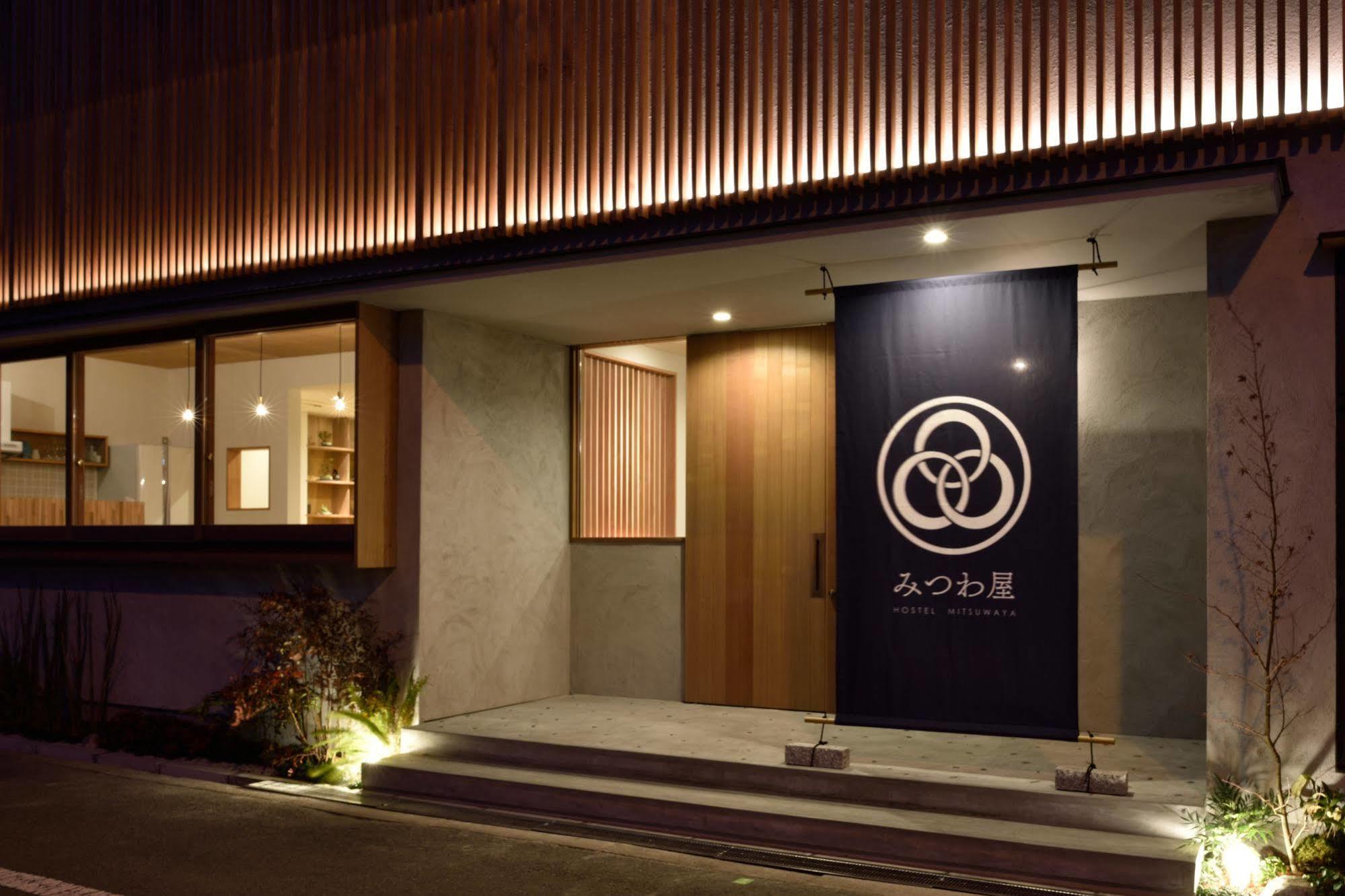 Hostel Mitsuwaya Osaka Ngoại thất bức ảnh